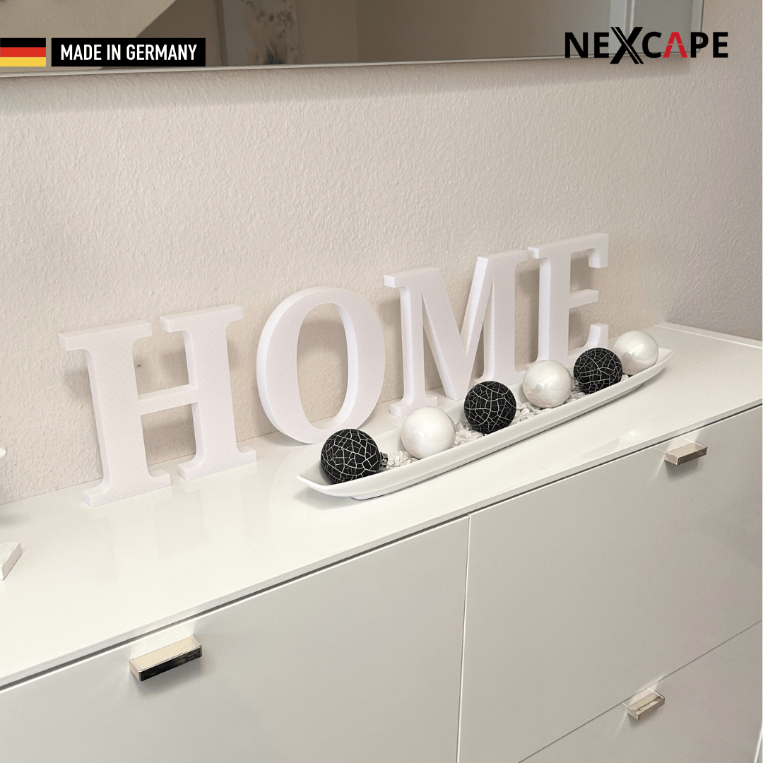 NEXCAPE 3D-Wandbuchstaben – Vorteile: aus eigener 3D-Printfarm in Deutschland, stabil mit 50% Infill, einfache Montage zum Kleben oder Stellen in jedem Wohnraum